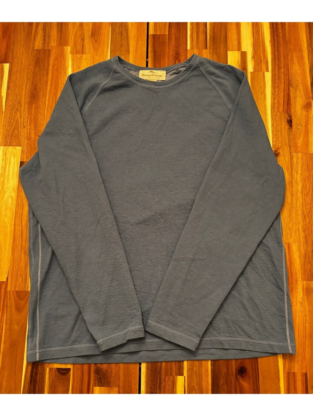 Tommy Bahama Men’s Light Blue Long Sleeve Pullover Shirt XL (2130)